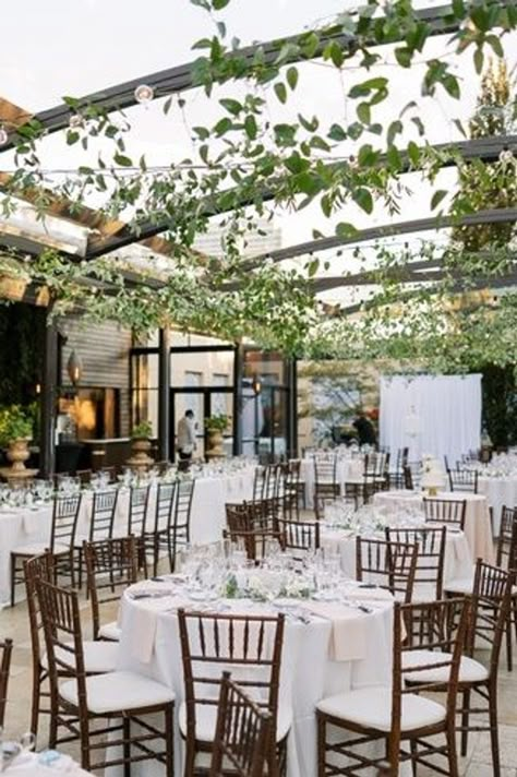 Chicago Rooftop Wedding, Chicago Fall Wedding, The Dalcy Chicago Wedding, Floral Decor Ideas, Whimsical Wedding Flowers, Wedding Ideas Elegant, Chicago Wedding Photos, Wedding Venues Chicago, Rooftop Wedding Venue