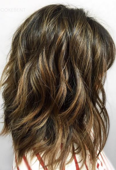 Beachy California Brunette Brown And Blonde Hair, Layered Thick Hair, Brown And Blonde, Layered Haircuts For Women, Thick Hair Cuts, Medium Layered Haircuts, Long Layered Haircuts, Shag Haircut, Brown Highlights