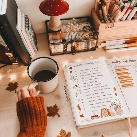 Autumn Desk Aesthetic, Journaling Desk Aesthetic, Cozy Journal Aesthetic, Bucket List Illustration, Autumn Journaling Aesthetic, Fall Desk Aesthetic, Fall Desk Setup, Cozy Writing Aesthetic, Journaling Asthetic Picture