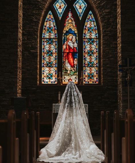 Charro Wedding, Jesus The Good Shepherd, Church Wedding Photos, Boda Mexicana, Cathedral Wedding, Good Shepherd, Bride And Groom Portraits, Wedding Picture Poses, Catholic Wedding