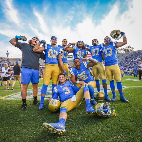 Football Bf, Ucla Bruins Football, Ucla College, Ucla Football, Nfl Uniforms, Football Pics, Dream College, Ucla Bruins, Football Is Life