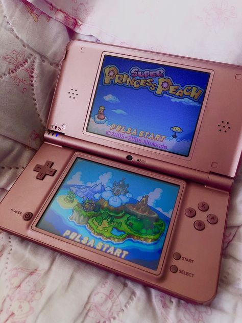 Pink Nintendo, Dsi Xl, Console Game, Nintendo Dsi, Nintendo Sega, Nintendo 3ds Xl, Retro Collection, Ds Lite, Retro Gadgets