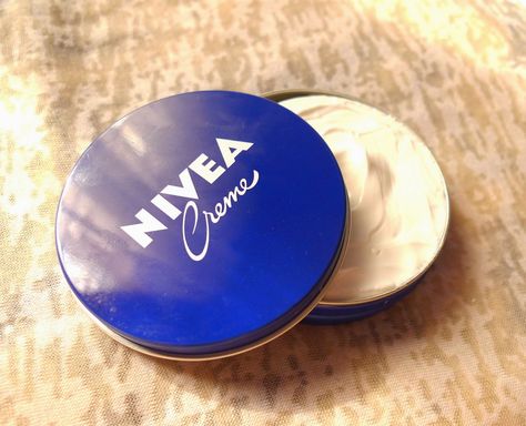 5 Surprising Uses For Nivea Creme That You Probably Didn't Know | The Beauty Junkee Nivea Creme Uses, Nivea Cream, Makeup Hacks Tutorials, Dump Ideas, Night Moisturizer, Skin Lightening, My Tattoo, Anti Aging Ingredients, Beauty Regimen