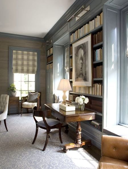 How Do You Design and Organize a Beautiful Home Library? What Kinds Of Lighting Should You Use? See examples on Hadley Court | Interior Design | Books | Organization | Home Library Real Estat, Bookshelf Styling, Home Libraries, A Desk, Home Library, Decorating On A Budget, Design Case, My New Room, Home Decor Tips