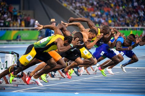 One position out of five shooters. My job, get the break out of the blocks. TV camera to the right, Bolt is slow at the start so the other runners rapidly eclipse him. Shoot it Track And Field Events, Yohan Blake, Track And Field Sports, Track Runners, Javelin Throw, Track Pictures, Track And Field Athlete, Summer Olympic Games, Sport Inspiration