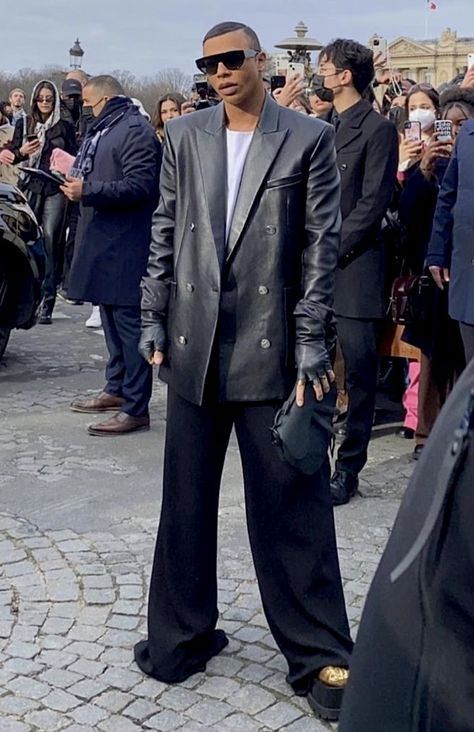 Dior Fashion Show, Olivier Rousteing, Dior Fashion, Men's Style, Fashion Show, Suit Jacket, Dior