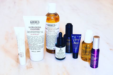 Khiels Skincare, Morning Evening Routine, Kiehls Skincare, Gift Inspo, Evening Routine, Brand Loyalty, Beauty Cream, Beauty Brands, Cleaning Routine