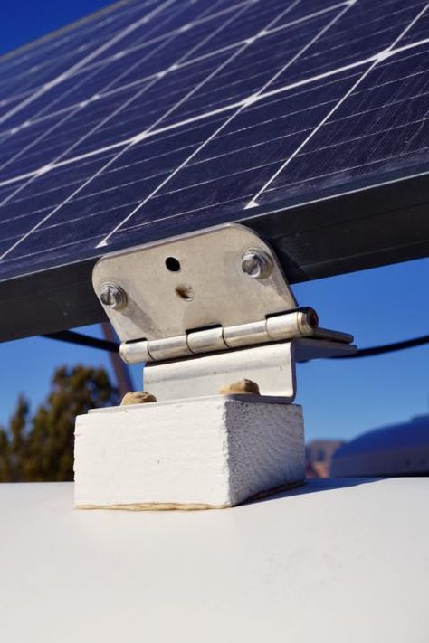 DIY Solar Panel Tilt Mount For A Campervan or RV - tworoamingsouls Solar Panel Roof Design, Rv Solar Panels, Solar Tracker, Rv Solar Power, Solar Panel Mounts, Sliding Shutters, Free Energy Projects, Diy Solar Panel, Solar Energy Projects