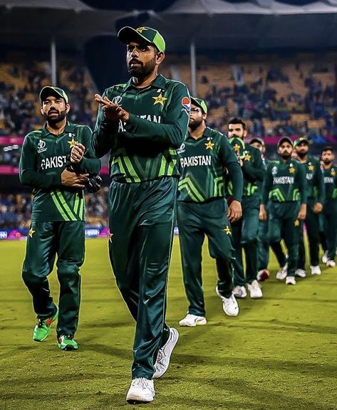 Pakistan Cricket Team Players, Pakistan Cricket Shirt, Pakistani Cricket Team, Naseem Shah, Cricket Poster, Team Green, Babar Azam, Pakistan Cricket Team, Team Wallpaper