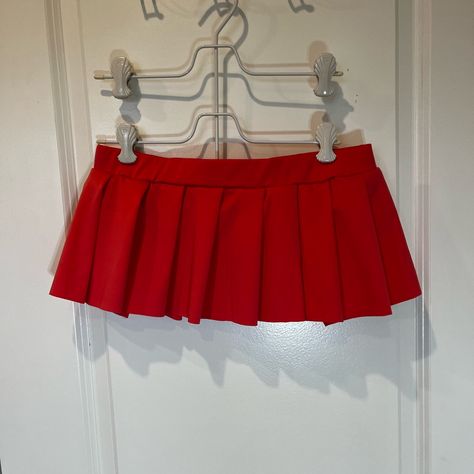 Micro Mini Skirt. Women’s Rose Color. 3 Available- 1 Each: Small, Medium, Large. #Miniskirt Red Mini Skirts, Pink Miniskirt, Mini Mini Skirt, Sweat Tour, Mini Skirt Pattern, Summer Mini Skirt, Mini Skirt Party, Micro Miniskirt, Small Skirt