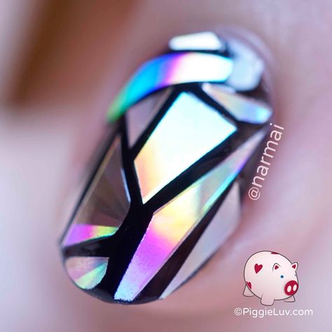 PiggieLuv: Broken mirror nail art Mirror Nails Design, Simply Nailogical, Glass Nails Art, Nail Foils, Nail Foil, Mirror Nails, Broken Mirror, Glass Nails, Colorful Nail Designs