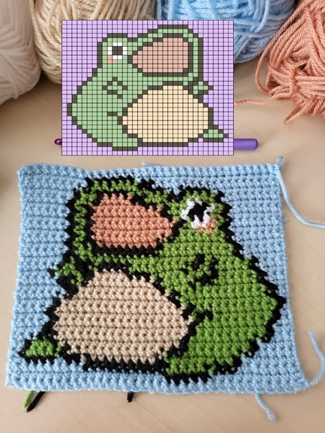 Crochet Tapestry Granny Squares, Square Tapestry Crochet, Mushroom Tapestry Crochet Pattern, Crochet Tapestry Projects, Pixel Crochet Projects, Crochet Frog Blanket, Crochet Tapestry Studio Ghibli, Cute Tapestry Crochet Patterns, Frog Tapestry Crochet