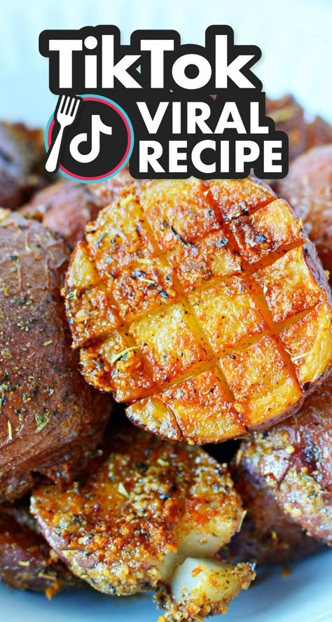 Parmesan Roasted Red Potatoes Oven, Potatoe Parmesan Roasted, Red Potato Recipes Parmesan, Crispy Parmesan Roasted Potatoes In Oven, Crispy Baked Potato Skins, Red Potato Baked In Oven, What To Eat With Roasted Potatoes, Tic Tac Toe Potatoes, Red Potatoes With Parmesan Cheese