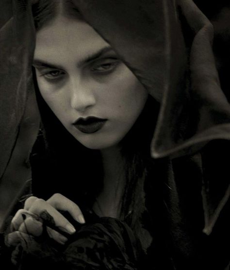 Maria Palm, Elise Lou, Mette Ingeborg + | Signe Vilstrup | Treats Magazine #3 Spring 2012 | The Ritual — Anne of Carversville Haunting Beauty, Beauty Aesthetic, Season Of The Witch, Witchy Woman, Dark Beauty, Creative Makeup, Dark Art, Fashion Photo, Editorial Fashion