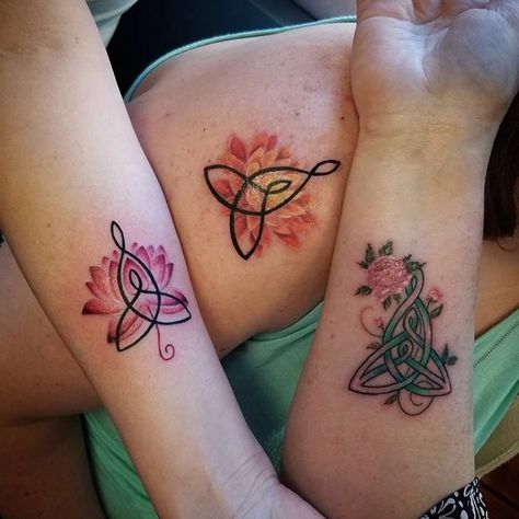 Celtic Daughter Tattoo, Mother Daughter Tattoos Celtic, Mother Daughter Celtic Knot, Tattoo Trees, Celtic Tattoo For Women, Small Girly Tattoos, Celtic Tattoo, Daughter Tattoos, Baby Boy Photography