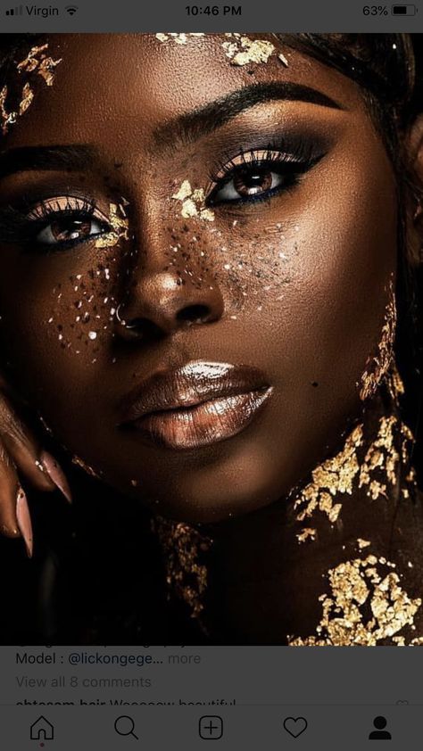 Women Poster, Makijaż Smokey Eye, African Beauty, Black Women Art, African Women, Black Is Beautiful, Beautiful Black Women, Maquillaje De Ojos, Gold Glitter