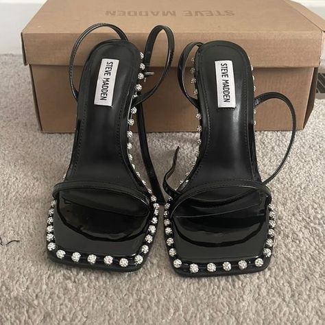 Steve Madden Zelle Heels, Steve Madden Heels Aesthetic, Black Heels With Rhinestones, Prom Heels Aesthetic, Heels For Prom Black, Black High Heels For Prom, Steve Madden Heels Outfit, Black Prom Heels, Steve Madden Shoes Outfit