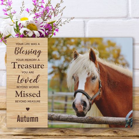 Horse Grave Ideas, Horse Memorial Ideas, Grave Ideas, Pet Memorial Garden, Sympathy Thank You Cards, Horse Memorial, Memorial Ideas, Dog Remembrance, Personalized Pet Memorial