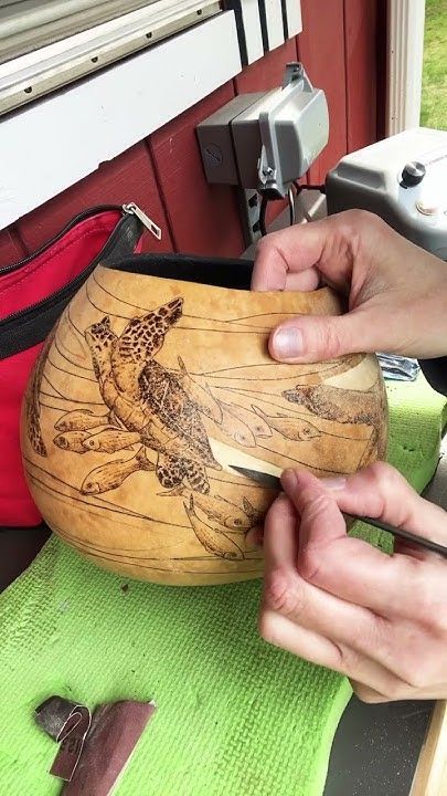 Carving Gourds, Wood Burning Techniques, Different Tools, Decorative Gourds, Gourds Crafts, Painted Gourds, Gourd Art, A Sea, Birdhouse