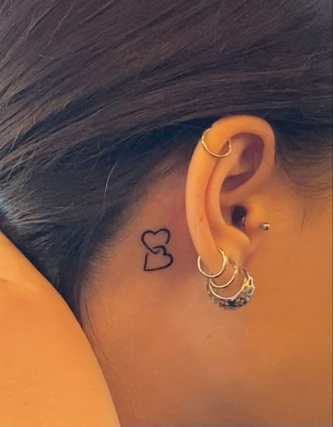 Back Ear Tattoo, Behind Ear Tattoos, Small Girly Tattoos, Matching Sister Tattoos, Hidden Tattoos, Pretty Hand Tattoos, Sharpie Tattoos, Neck Tattoos Women, Ear Tattoos