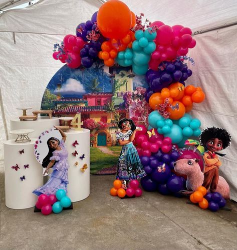 Sofia S.’s Instagram post: “Happy 4th Birthday princess Savannah💕 beautiful encanto set up 😍Thanks once again @queenmary22 for the trust…” Encanto Birthday Party Decorations, Encanto Birthday Party, Encanto Birthday, Encanto Party, Ideas Cumpleaños, Happy 4th Birthday, Birthday Princess, Bday Cake, Birthday Themes