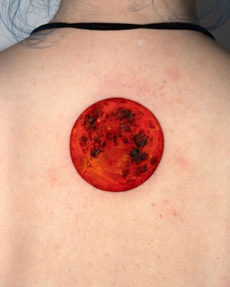 Red Moon 🔴 . Done by resident artist @z9_ttt . For Inquiries ⬇️ 📧 info@seoulinktattoo.com Red Clouds Tattoo, Orange Moon Tattoo, Moon Eclipse Tattoo, Red Dot Tattoo, Red Circle Tattoo, All Red Tattoo, Blood Moon Tattoo, Red Moon Tattoo, Tattoo Composition