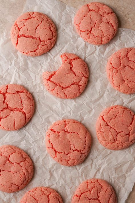 Strawberry Cake Mix Cookies Pink Cake Mix Cookies, Strawberry Cake Cookies Mix Boxes, Strawberry Box Cake Cookies, Strawberry Cake Mix Cookies Recipes, Crinkle Cookies Recipe Cake Mixes, Starberry Cake, Strawberry Cookie Recipe, Strawberry Cake Cookies, Strawberry Cake Mix Recipes