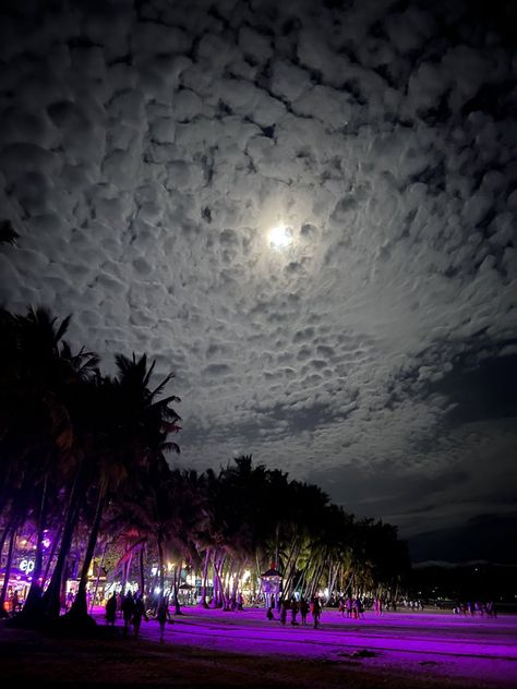 #night #boracay ccto. Boracay Photography, Fresh Photography, Boracay Philippines, Beach Night, Hand Pictures, Mood Instagram, Boracay, Fake Pictures, Tiktok Style