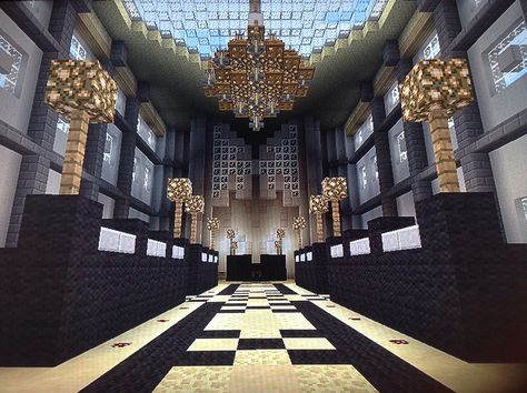 Minecraft Inside Gringott's Bank Minecraft Bank Ideas, Minecraft Bank Interior, Minecraft Bank Building, Bank Minecraft, Minecraft Trading Hall Design, Minecraft Trading Hall, Hogwarts Minecraft, Harry Potter Minecraft, Interior Minecraft