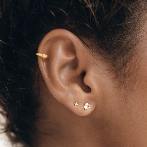 These star stud earrings are just so dreamy! Star light, star bright...we think our Ida star earrings make a dazzling statement on second and third piercings. 🥰 Diameter: 4mm. Second Stud, Ear Pierce, Oc Accessories, Ear Piercing Ideas, Silver Star Earrings, Pretty Ear Piercings, Earring Inspo, Star Stud Earrings, Gold Ear Cuff