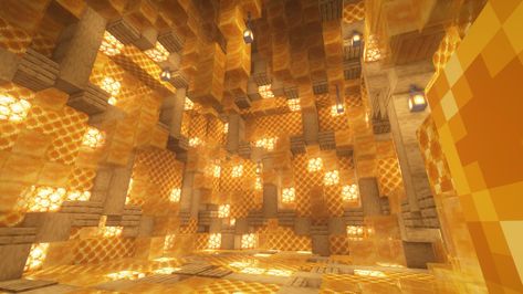 Honey Build Minecraft, Honey Minecraft Builds, Minecraft Bee Ideas, Minecraft Bug Build, Minecraft Bee Sanctuary Ideas, Minecraft Bee Hive Build, Minecraft Honeycomb Build, Minecraft Honey House, Beehive Minecraft Ideas