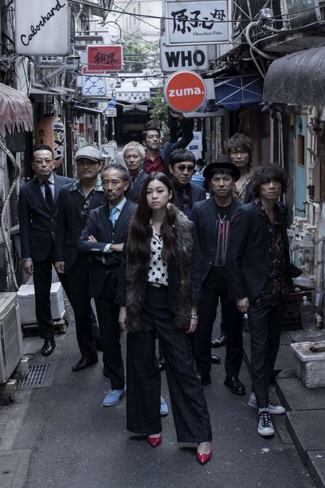 Yearbook Photoshoot, Music Image, Godfather Movie, Crows Zero, Group Poses, Badass Style, Japanese Street, Japanese Aesthetic, Japanese Street Fashion