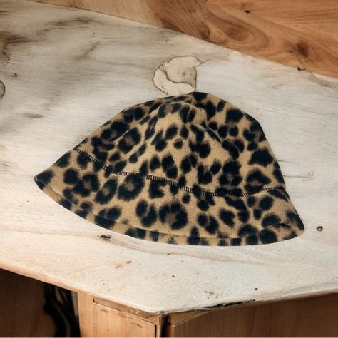 Nwot Leopard Print Fleece Beanie Hat. One Size. Ski Hat Stylish Beanie Leopard Beanie Outfit, Cheetah Crochet Hat Pattern, Cheetah Hat, Adjustable Leopard Print Hat With Curved Brim, Leopard Print Beanie, Ski Hats, Beanie Hats, Old Navy, Leopard Print