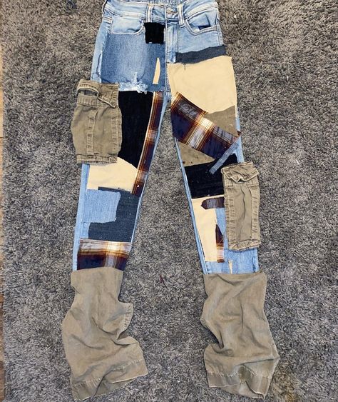 Thigh High Stockings And Tights, Custom Jeans Diy, Denim Diy Clothes, Unusual Clothes, Diy Clothes And Shoes, Streetwear Inspo, Fashion Gal, Diy Clothes Design, Custom Denim