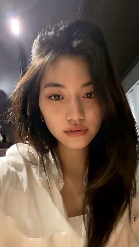 Kim Doyeon, Girl Celebrities, Trik Fotografi, Nature Girl, I Love Girls, Girl Face, Ulzzang Girl, Woman Face