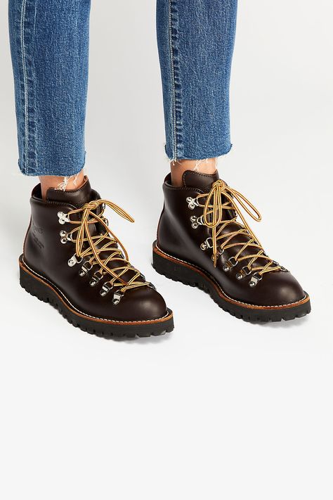 Polo Outfits For Women, Backpacking Boots, Timberland Boots Outfit, Timberland Waterproof Boots, Shoe Repair Shop, Men Boot, Danner Boots, Timberland Waterproof, Hiker Boots