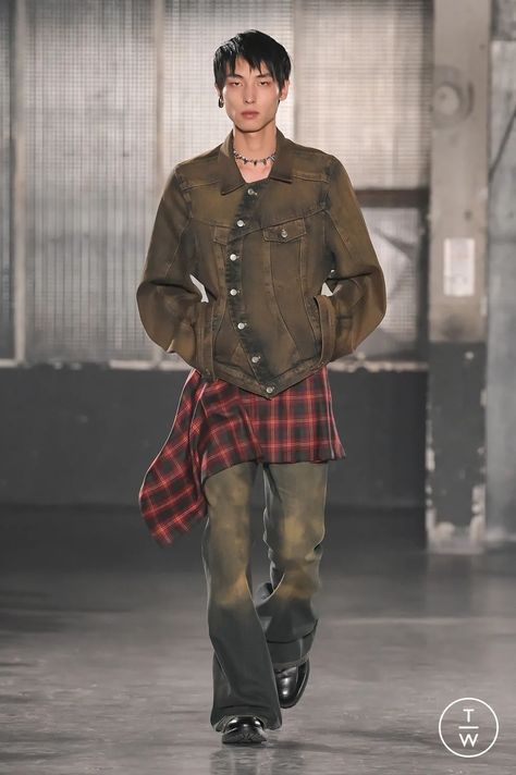 Punk Street Style, Sick Clothes, Outfit Collage, Layering Outfits, Winter 2023, Fashion Room, Punk Fashion, Fashion Magazine, Runway Fashion