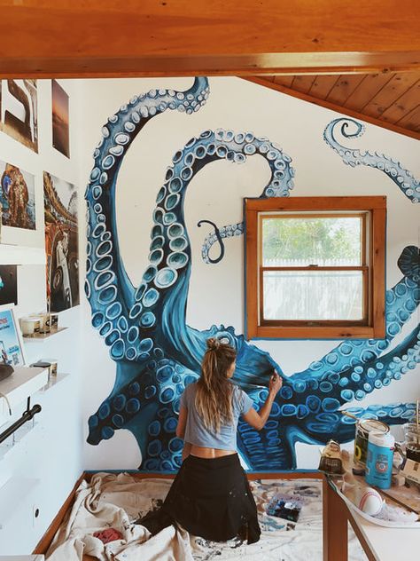 Jellyfish Wall Mural, Mural Wall Art Creative, Bedroom Murals Painted Diy, Ocean Wall Painting, Octopus Mural, Cool Murals, Ocean Inspired Bedroom, Home Murals, Wall Murals Diy