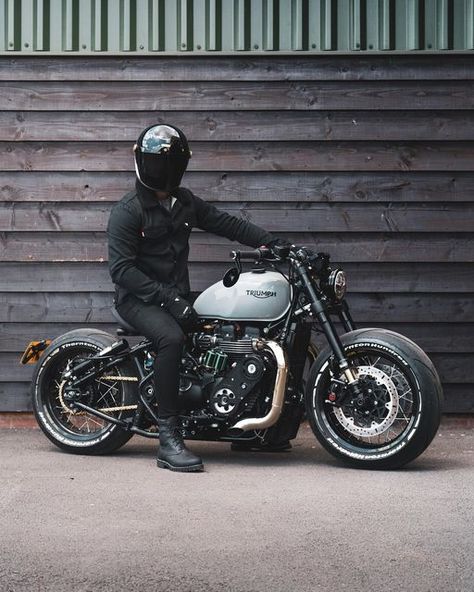 Triumph Bobber Custom, Triumph Speedmaster, Custom Bikes Cafe Racers, Custom Motorcycles Bobber, Sportster Bobber, Triumph Bikes, Scrambler Custom, Triumph Bobber, Мотоциклы Cafe Racers