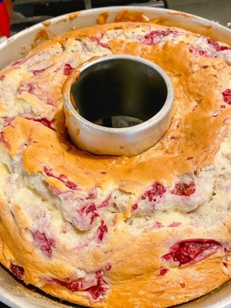 Nothing Bundt Cake Copycat Recipes, Nothing Bundt Cake Recipes, Copycat Nothing Bundt Cake Recipes, Nothing But Bundt Cake Recipes Copycat, Nothing Bundt Cakes Recipe Copycat, Unusual Desserts, White Chocolate Raspberry Bundt Cake, Chocolate Raspberry Bundt Cake, Raspberry Bundt Cake