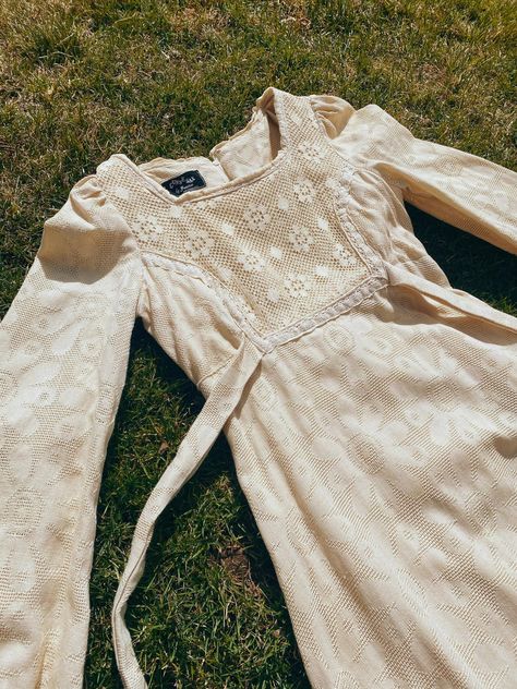 Prairie Aesthetic Fashion, Vintage Outfits 70s Dresses, Gunne Sax Dress Vintage 70s, Praire Dresses, 70s Prairie Dress, Vintage Gunne Sax Dress, 70s Prairie, Prairie Dresses, Vintage Prairie Dress