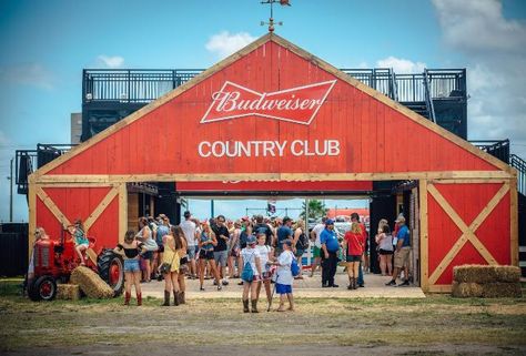 When it comes to the ever-evolving world of music sponsorships, "it's no longer about the signage or the size of a logo on a poster or a ticket or a stage," Budweiser VP says. Festival Brand Activation, Music Festival Branding, Music Festival Stage, Festival Branding, Festival Stage, Country Festival, Music Marketing, Faster Horses, Roi Arthur