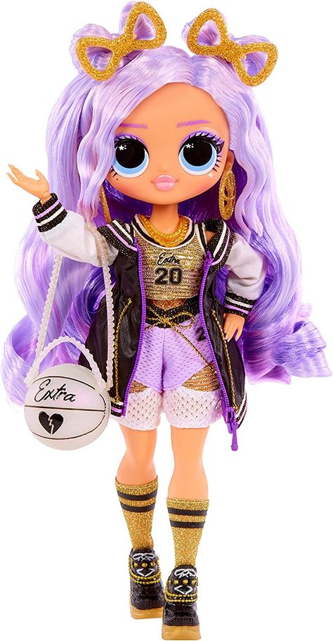 LOL OMG Sports series 3 dolls: Sparkle Star and Court Cutie - YouLoveIt.com Lol Omg Dolls, Omg Dolls, Sporty Chic Style, Chic Clothing Style, Toy Playset, Surprise Baby, Lol Surprise Dolls, Lol Omg, Basketball Star