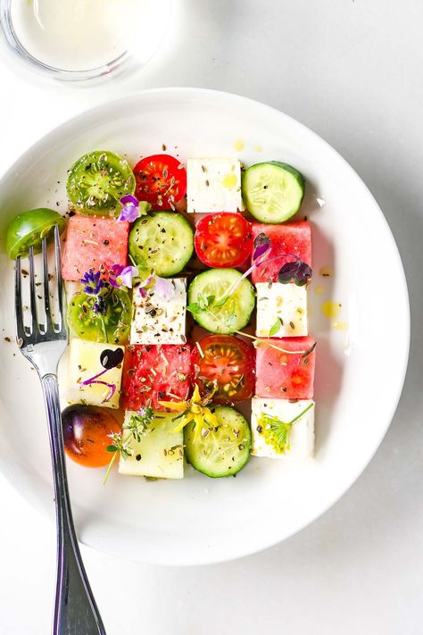 Summer's the time for creative salads like this checkerboard cucumber melon salad ~ it's beautiful, delicious, and fun to eat! Melon Ball Salad, Fancy Fruit Platter Ideas, Mini Salads, Starter Salad, Creative Salads, Beautiful Salads, Melon Salad, Small Cucumber, Farm Fresh Recipes