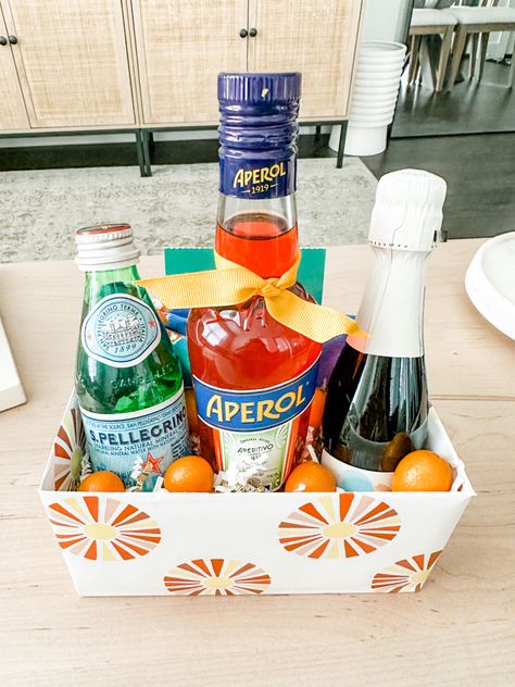 Aperol Spritz Basket, Aperol Gift Basket, Aperol Spritz Gift Basket, Aperol Spritz Gift, Making A Gift Basket, Creative Birthday Gifts, Bday Gift, Creative Birthday, Greece Wedding