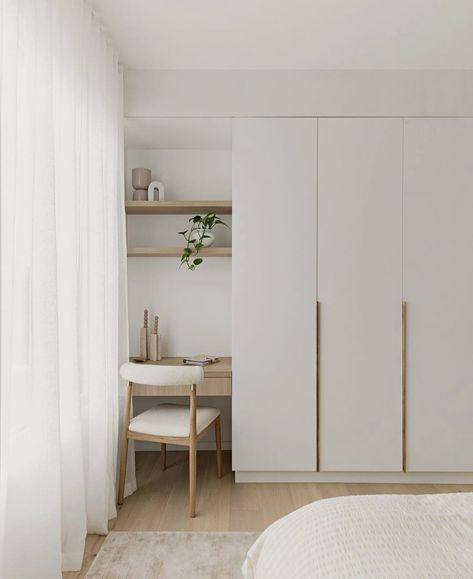 Wardrobe Desk Ideas, Wardrobe With Working Desk, Scandanavian Interiors Bedroom, Muji Bedroom, Muji Interior, Kitchen Window Design, Bedroom Ideas For Small Rooms Cozy, Bedroom Built In Wardrobe, Bedroom Cupboard Designs