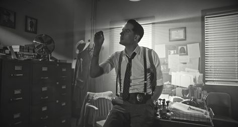 Noir Detective Office, Detective Office, Detective Noir, Film Noir Photography, Detective Outfit, Noir Detective, Noir Aesthetic, Detective Aesthetic, The Heist