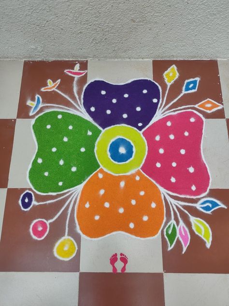 Easiest Rangoli Designs For Diwali, Easiest Rangoli Designs, Easiest Rangoli, Happy Diwali Animation, Diwali Animation, Very Easy Rangoli Designs, Rangoli Designs Flower, Kolam Rangoli, Free Hand Rangoli Design