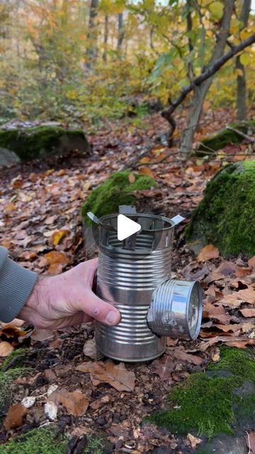 Homeless Shelter Ideas, Survival Stove, Rocket Stove Design, Best Camping Stove, Camping Food List, Diy Heater, Survival Fire, Camping Fire, Machining Metal Projects