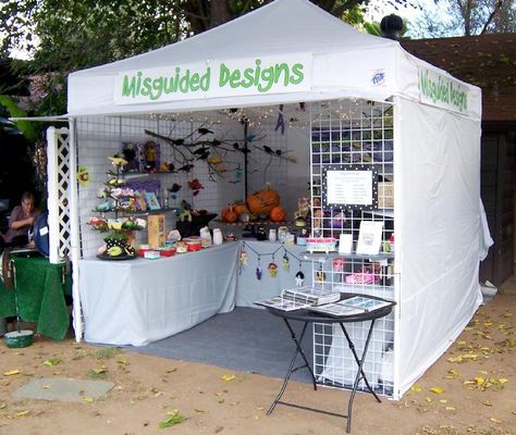 Tent Displays Show Booth, Snack Booth Design, Craft Fair Booth Set Up Ideas, Outdoor Booth Ideas, Tent Booth Design, Outdoor Booth Design, 10x10 Craft Booth Display Ideas, Outdoor Boutique, Outdoor Booth